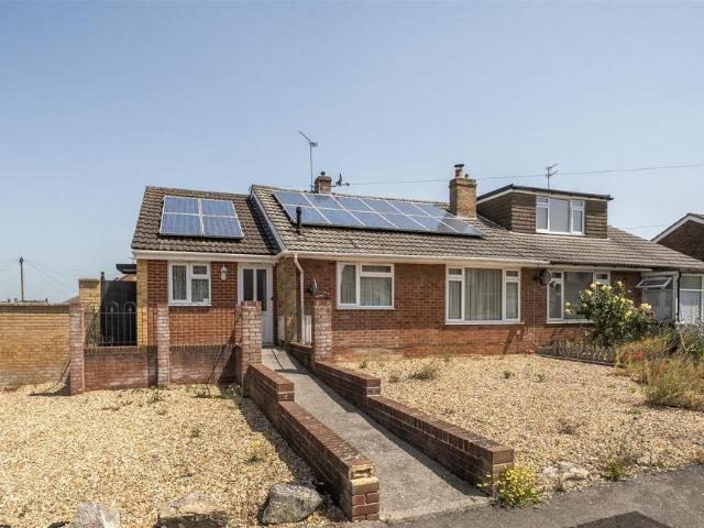 3 bedroom semi detached bungalow for sale
