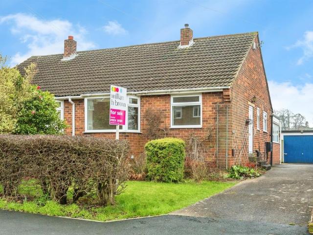 3 bedroom semi detached bungalow for sale
