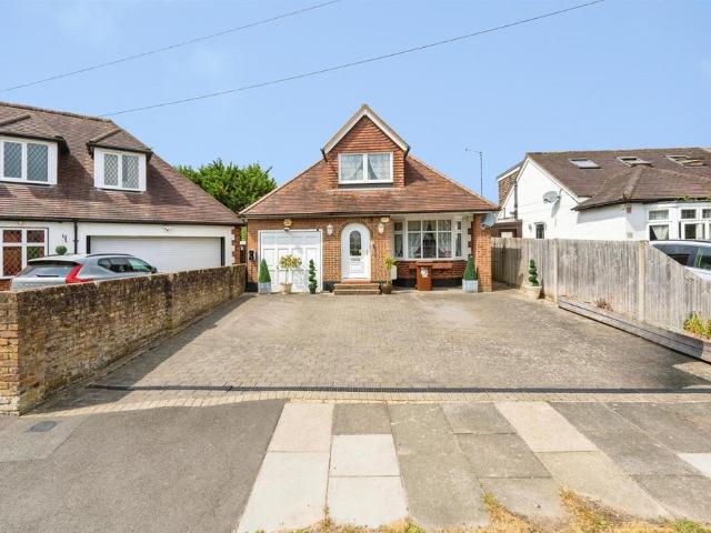 3 bedroom semi detached bungalow for sale