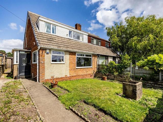 3 bedroom semi detached bungalow for sale