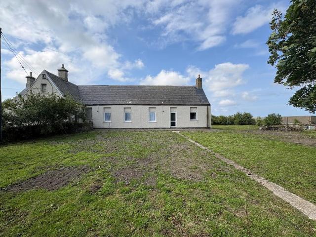 3 bedroom semi detached bungalow for sale