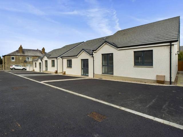 3 bedroom semi detached bungalow for sale