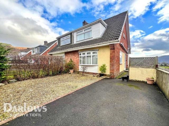 3 bedroom semi detached bungalow for sale