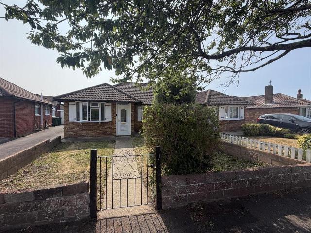 3 bedroom semi detached bungalow for sale
