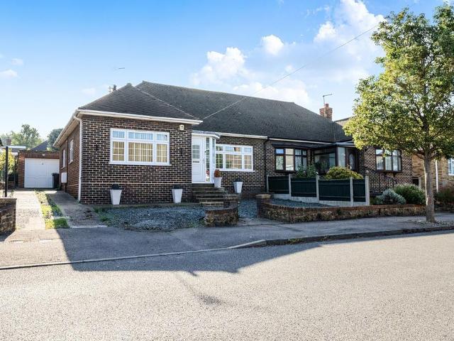 3 bedroom semi detached bungalow for sale