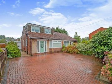 3 bedroom semi detached bungalow for sale