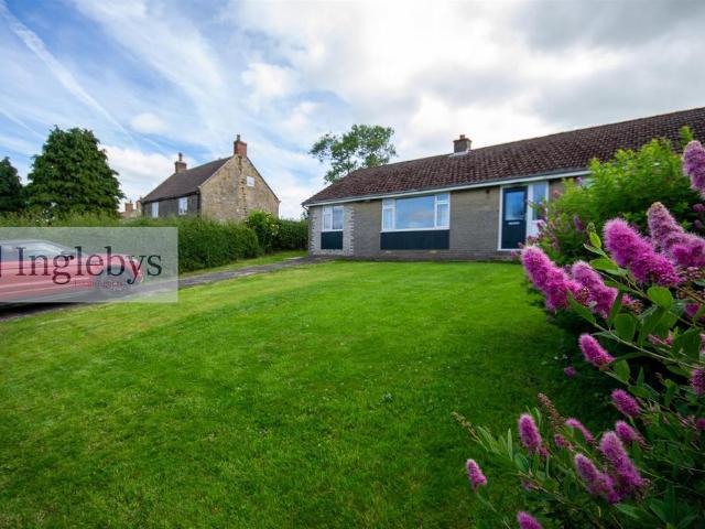 3 bedroom semi detached bungalow for sale