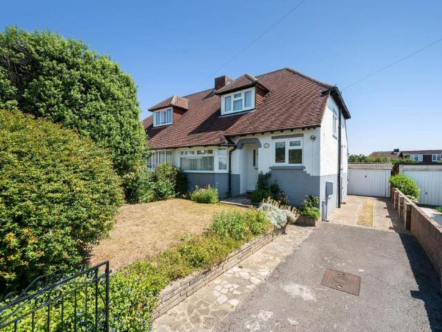3 bedroom semi detached bungalow for sale