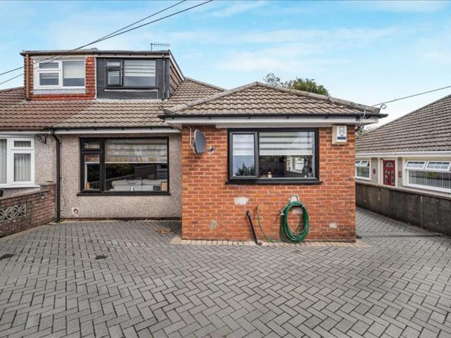 3 bedroom semi detached bungalow for sale