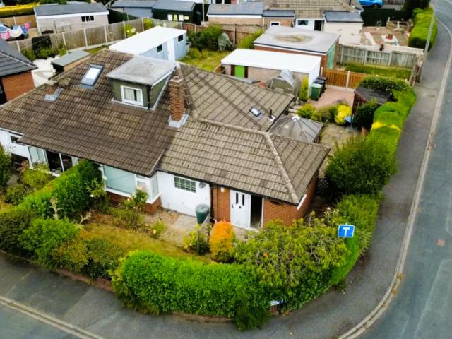 3 bedroom semi detached bungalow for sale