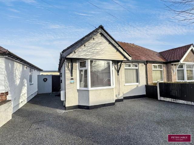 3 bedroom semi detached bungalow for sale