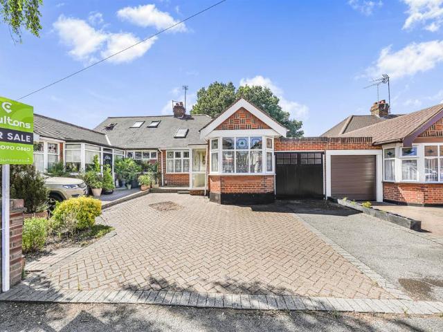 3 bedroom semi detached bungalow for sale