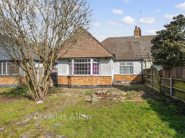 3 bedroom semi detached bungalow for sale