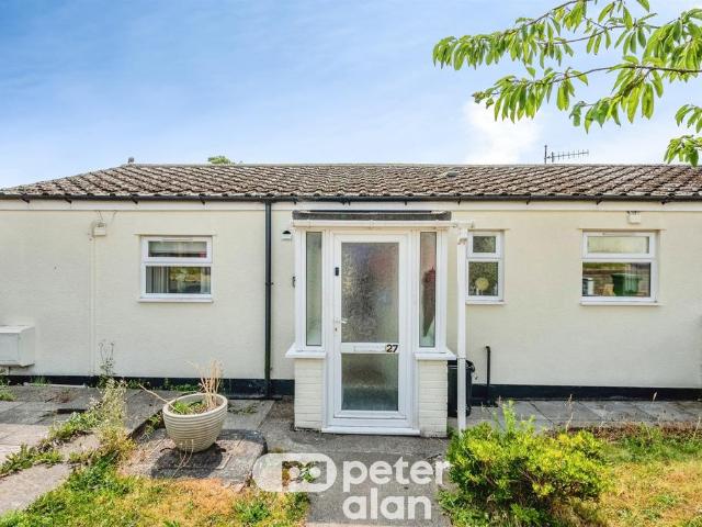 3 bedroom semi detached bungalow for sale