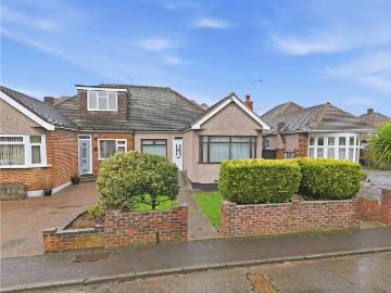 3 bedroom semi detached bungalow for sale
