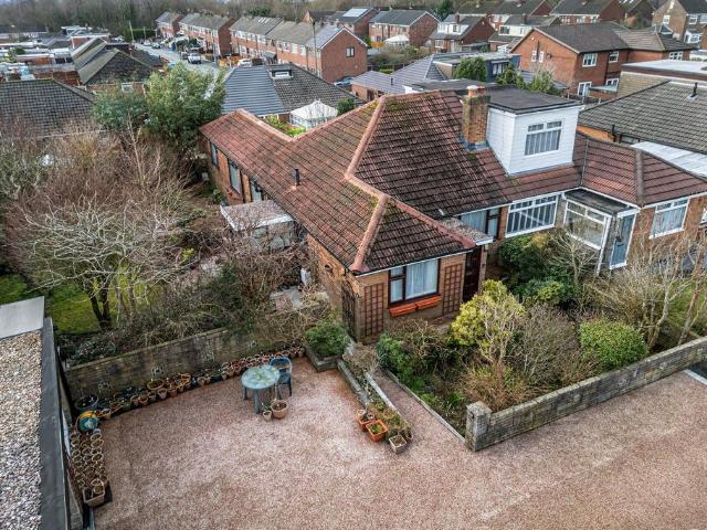 3 bedroom semi detached bungalow for sale