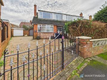 3 bedroom semi detached bungalow for sale