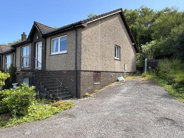 3 bedroom semi detached bungalow for sale