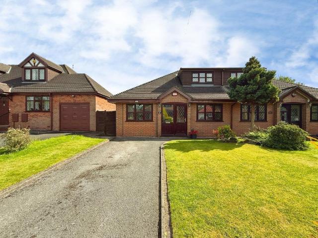 3 bedroom semi detached bungalow for sale