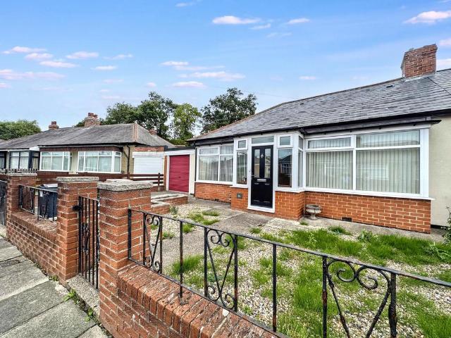 3 bedroom semi detached bungalow for sale