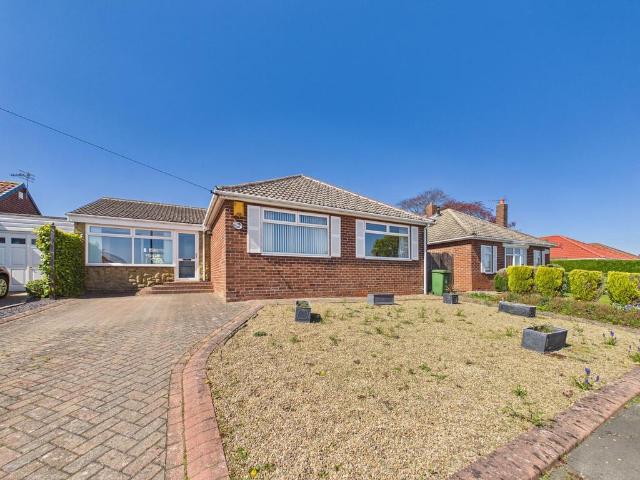 3 bedroom semi detached bungalow for sale
