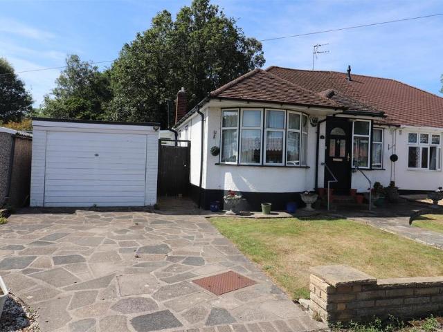 3 bedroom semi detached bungalow for sale