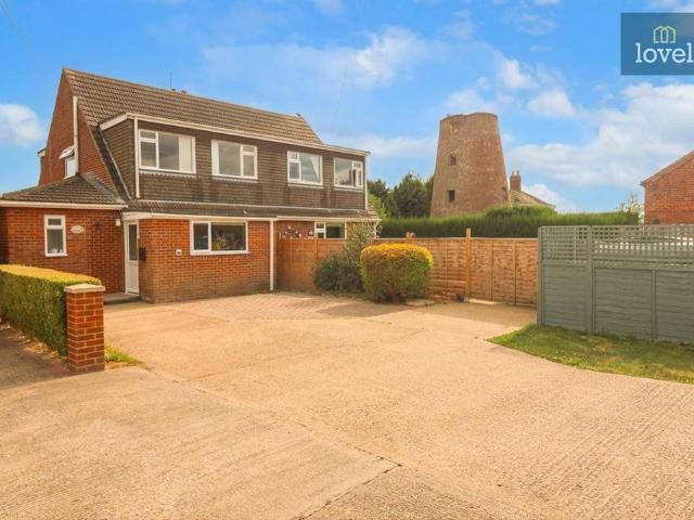 3 bedroom semi detached bungalow for sale