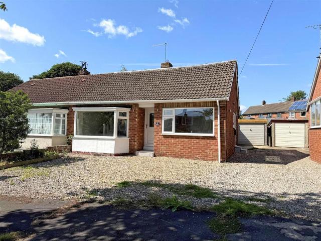 3 bedroom semi detached bungalow for sale