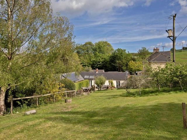 3 bedroom semi detached bungalow for sale