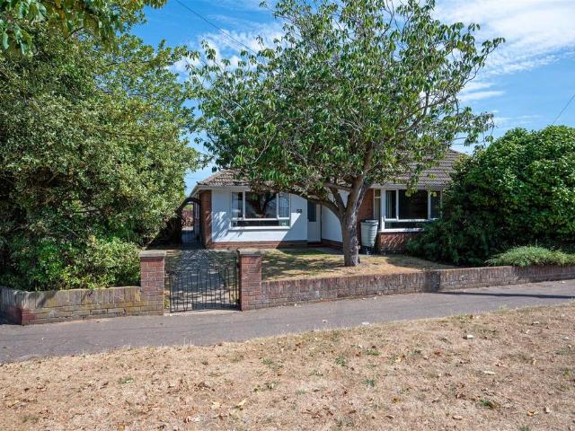 3 bedroom semi detached bungalow for sale
