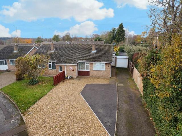 3 bedroom semi detached bungalow for sale