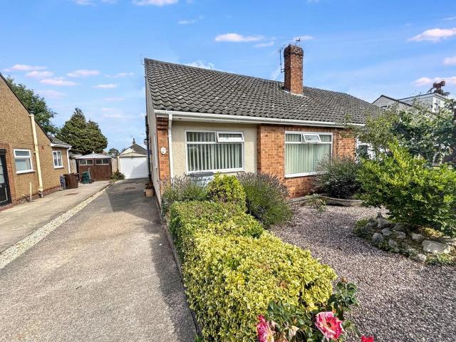 3 bedroom semi detached bungalow for sale