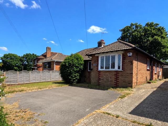 3 bedroom semi detached bungalow for sale