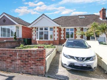 3 bedroom semi detached bungalow for sale