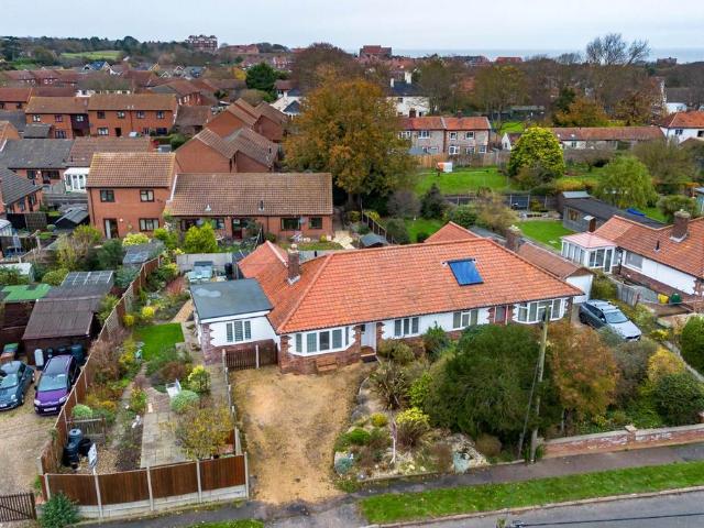 3 bedroom semi detached bungalow for sale