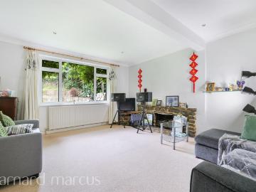 3 bedroom semi detached bungalow for sale