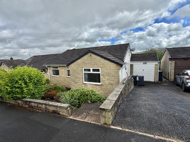 3 bedroom semi detached bungalow for sale