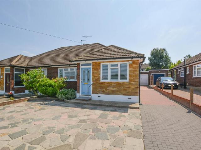 3 bedroom semi detached bungalow for sale