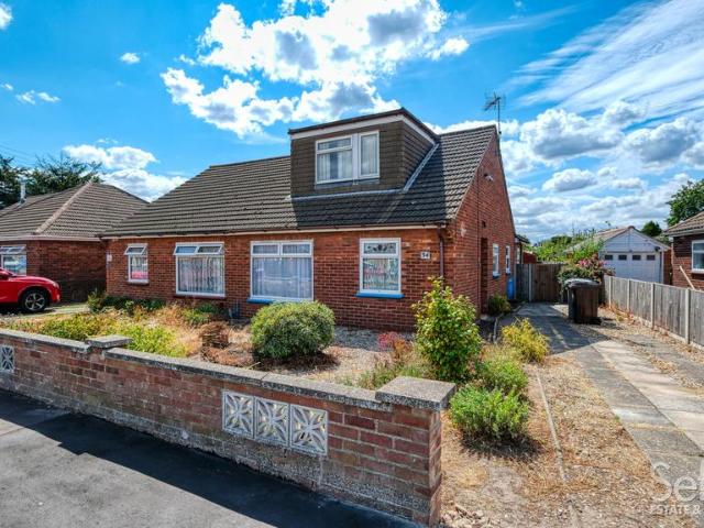 3 bedroom semi detached bungalow for sale