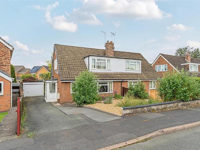 3 bedroom semi detached bungalow for sale