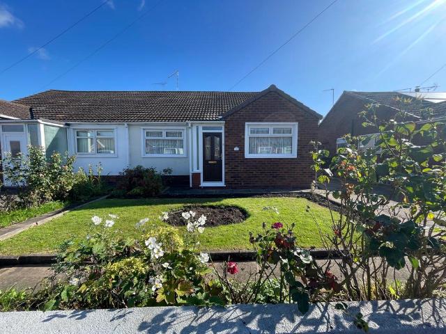 3 bedroom semi detached bungalow for sale