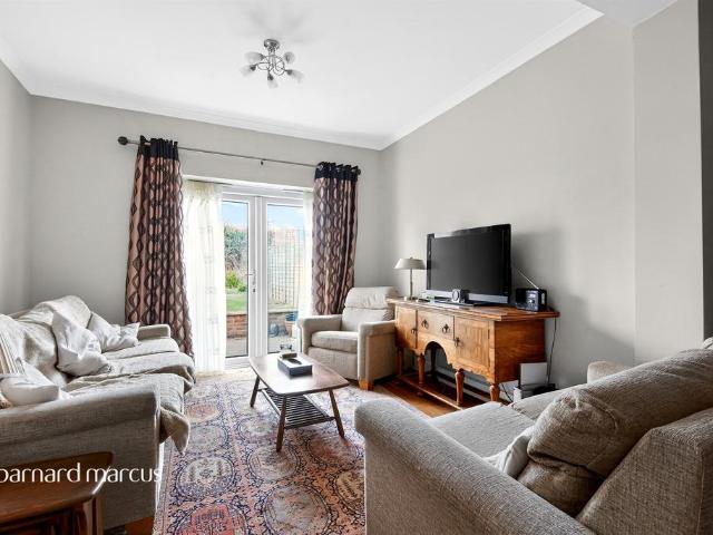 3 bedroom semi detached bungalow for sale