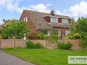 3 bedroom semi detached bungalow for sale