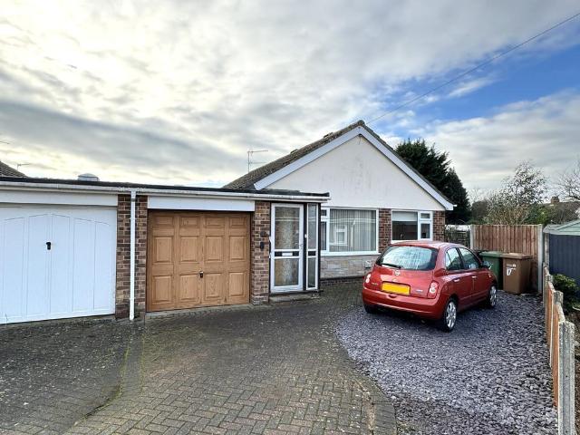 3 bedroom semi detached bungalow for sale