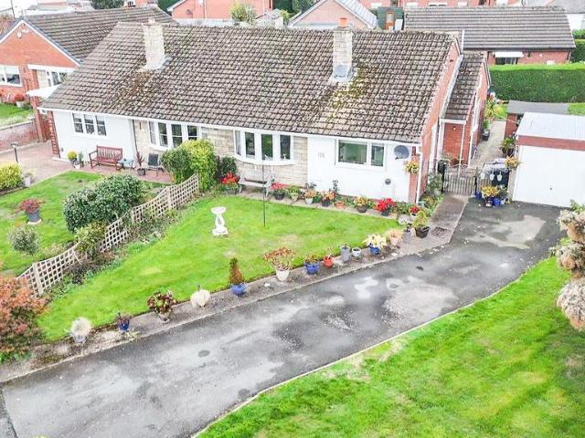 3 bedroom semi detached bungalow for sale