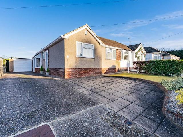 3 bedroom semi detached bungalow for sale