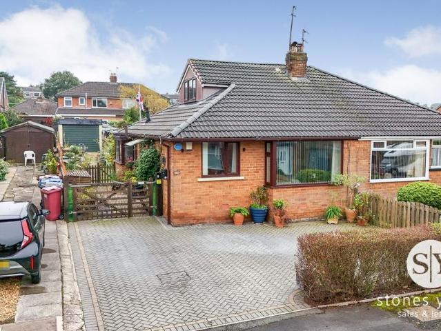 3 bedroom semi detached bungalow for sale
