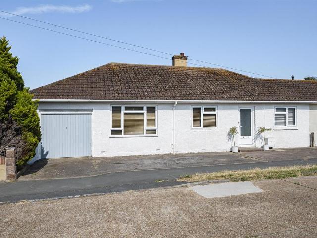 3 bedroom semi detached bungalow for sale