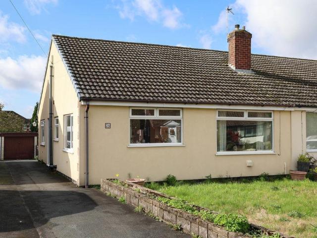 3 bedroom semi detached bungalow for sale