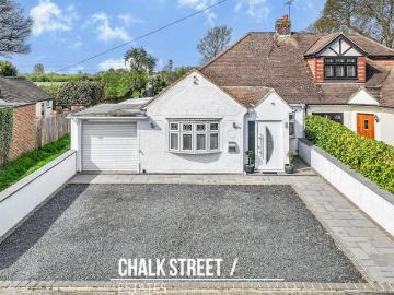 3 bedroom semi detached bungalow for sale